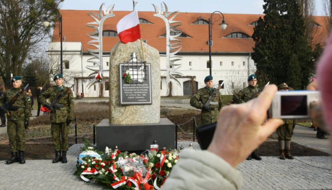 zdjęcia-dzień-żołnierzy-wyklętych-obchody-w-Toruniu-1-11