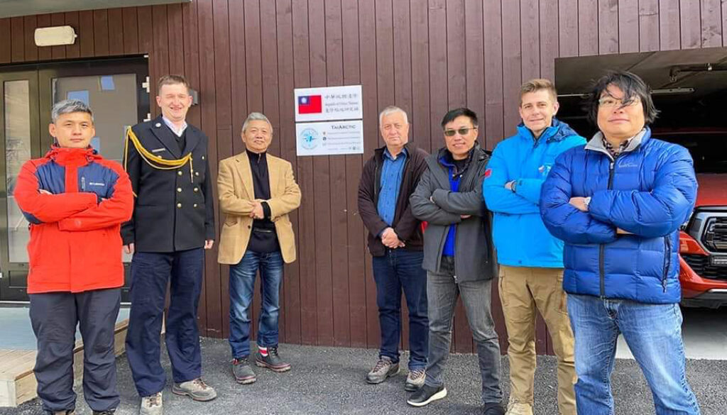 Naukowcy z Polski i Tajwanu na Stacji Polarnej UMK na Spitsbergenie