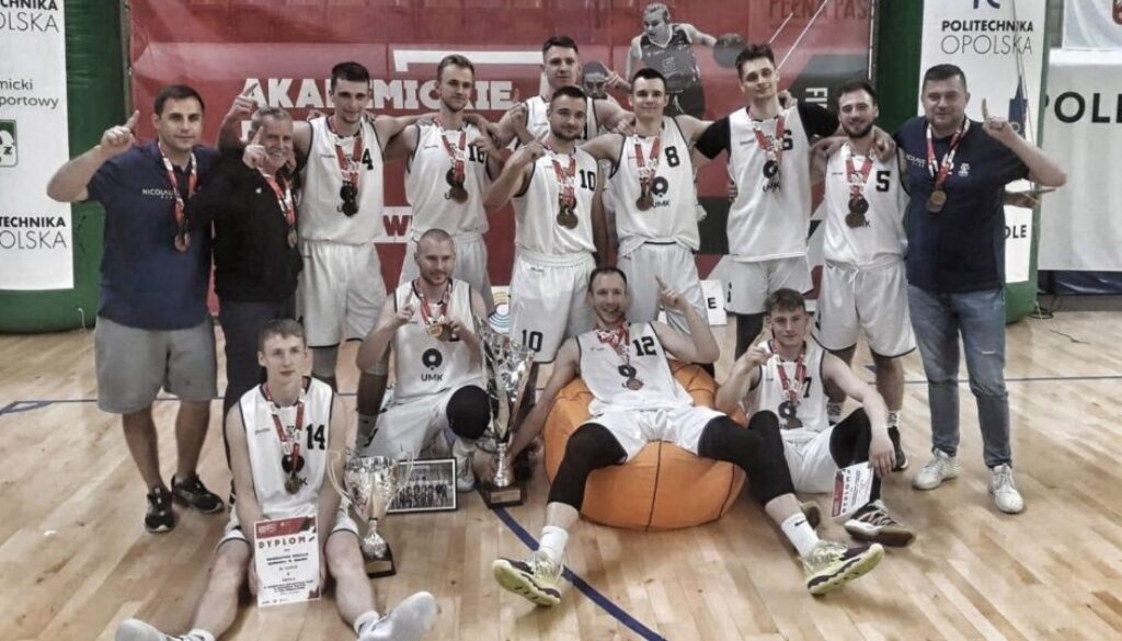 Reprezentacja koszykarzy z UMK Toruń