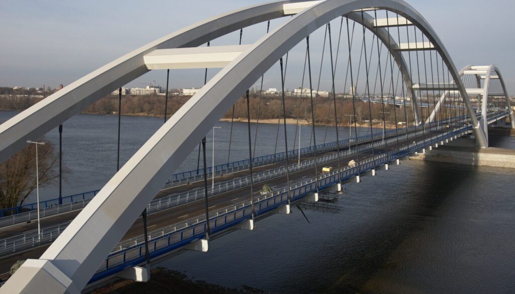 Most gen. Elżbiety Zawackiej w Toruniu