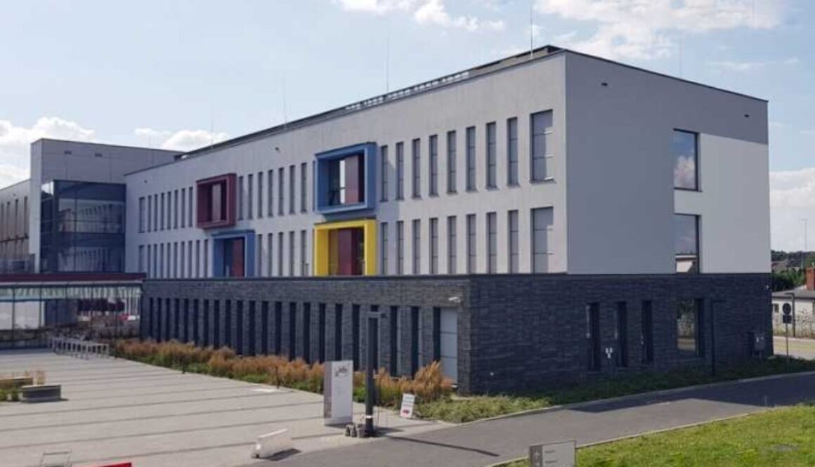 Szpital na Bielanach w Toruniu po rozbudowie