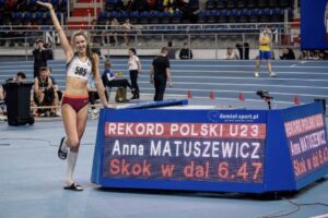 anna-matuszewicz