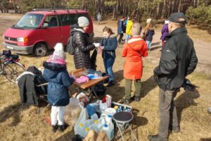Mieszkańcy osiedla Jar w Toruniu szykują się do sprzątania osiedlowego lasu